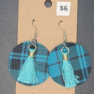 Leather earrings